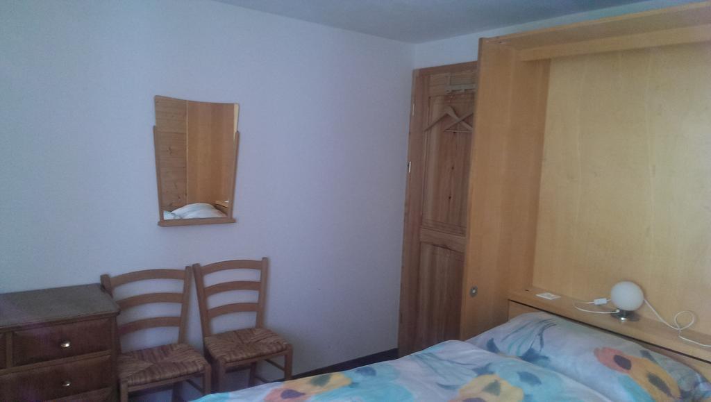 Chalet Grazia Риедералп Стая снимка
